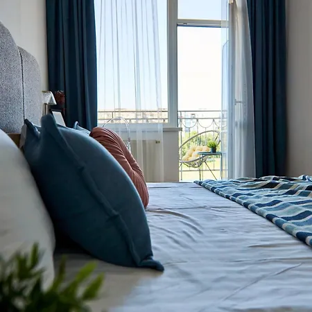 завжди світло та вода! Wonderful Panoramic View Apartment